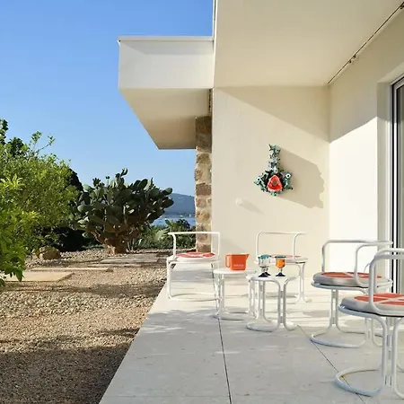 Holiday home Palm Dreams - - Pool & Sea View *