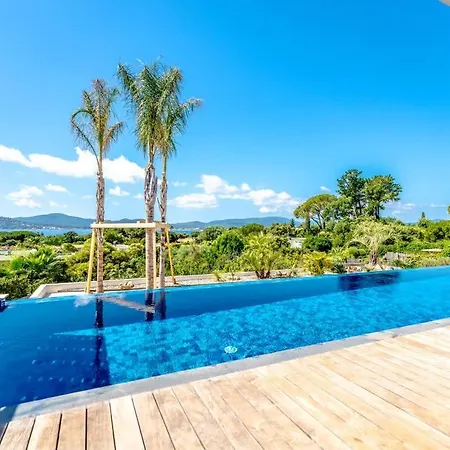 Palm Dreams - - Pool & Sea View Holiday home Grimaud