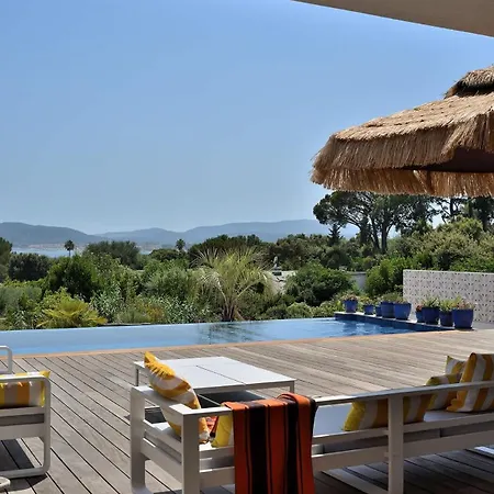 Holiday home Palm Dreams - - Pool & Sea View