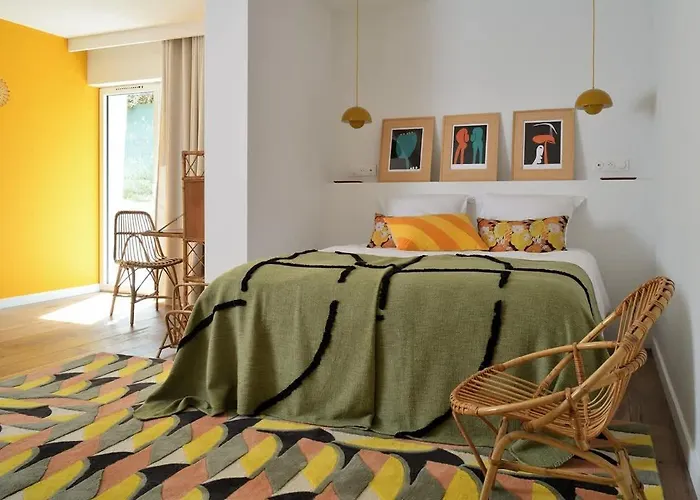Palm Dreams L 70s Design L Shellter Tatil Evi Grimaud